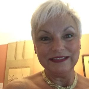 Meet your Posher, Marsha